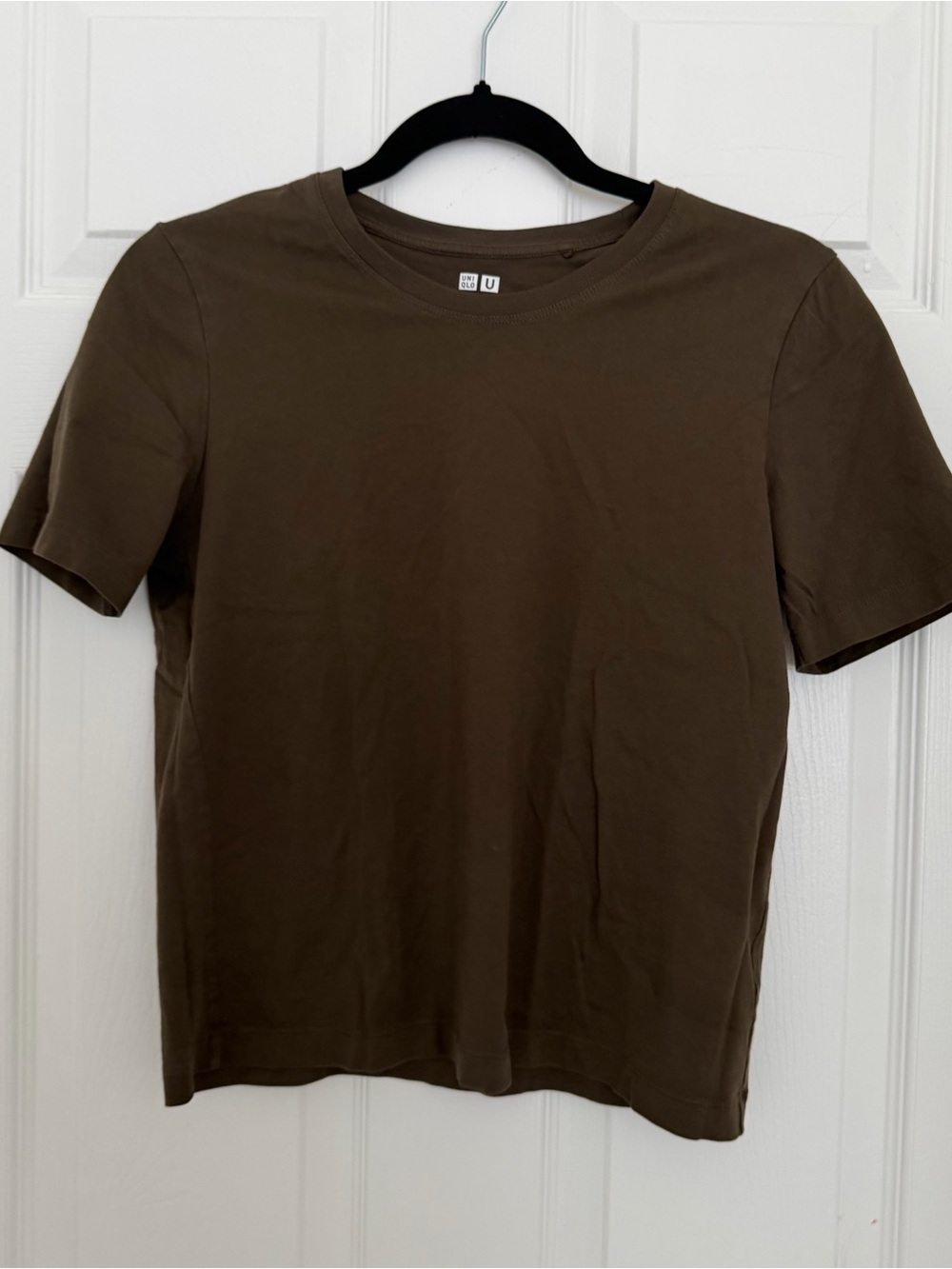 UNIQLO Women’s Brown T-Shirt